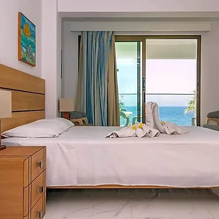 Rododafni Szálloda Paphos